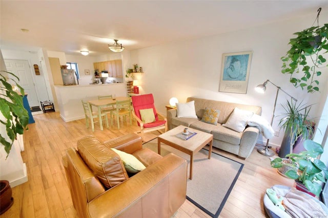 1 of 16 - 595 Gibson St 10, Tofino, BC