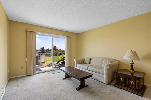 2 of 48 - 9942 Daniel St 309, Chemainus, BC