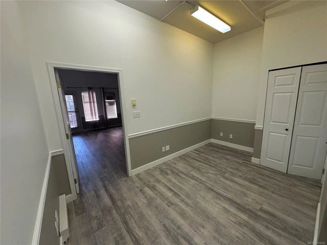 4 of 9 - 335 Wesley St 207a, Nanaimo, BC