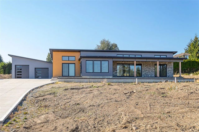 1 of 43 - 10928 Grandview Rd, Saltair, BC