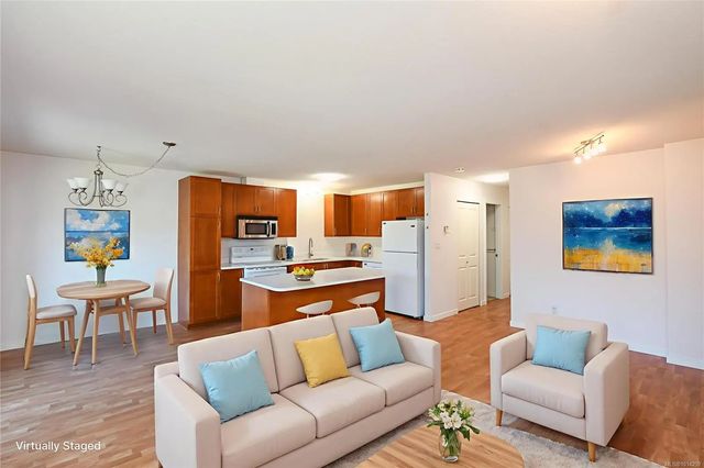 4 of 26 - 1050 8th St 2, Courtenay, BC