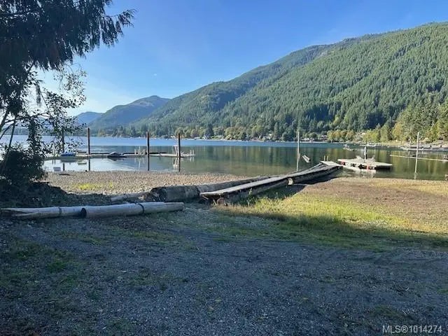 2 of 27 - 8290 Sa-seen-os Rd 4, Youbou, BC
