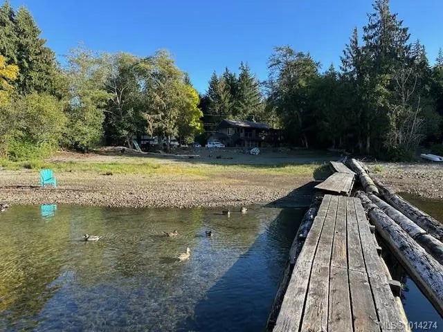 4 of 27 - 8290 Sa-seen-os Rd 4, Youbou, BC