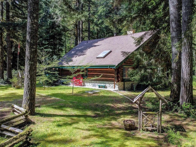 3 of 32 - 7363 Walton Rd, Honeymoon Bay, BC