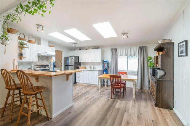 4 of 44 - 971 Douglas Ave 76, Nanaimo, BC