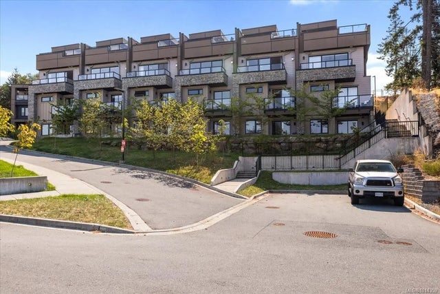 4 of 59 - 5711 Vanderneuk Rd 102, Nanaimo, BC