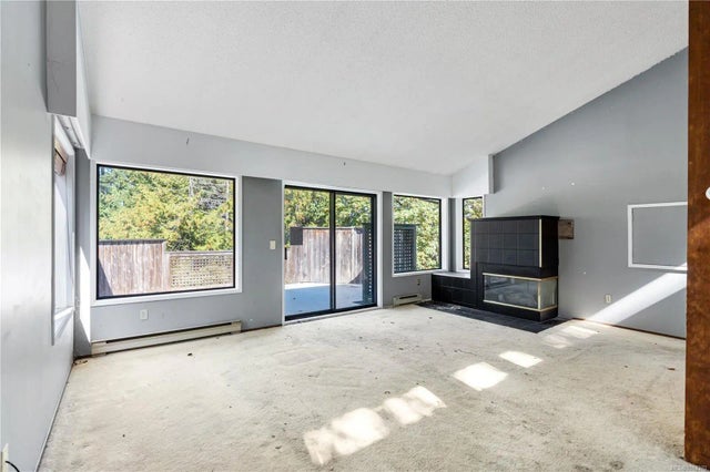 2 of 27 - 777 Cuaulta Cres, Colwood, BC