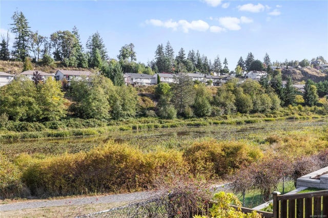 2 of 33 - 5770 Brookwood Dr, Nanaimo, BC