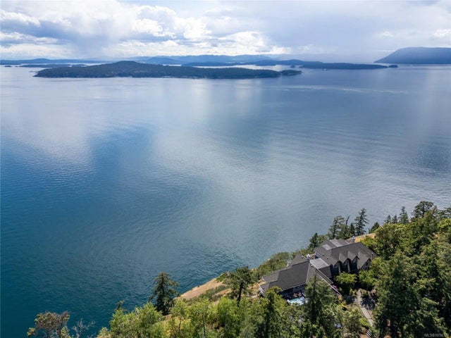 3 of 64 - 5919 Pirates Rd, Pender Island, BC