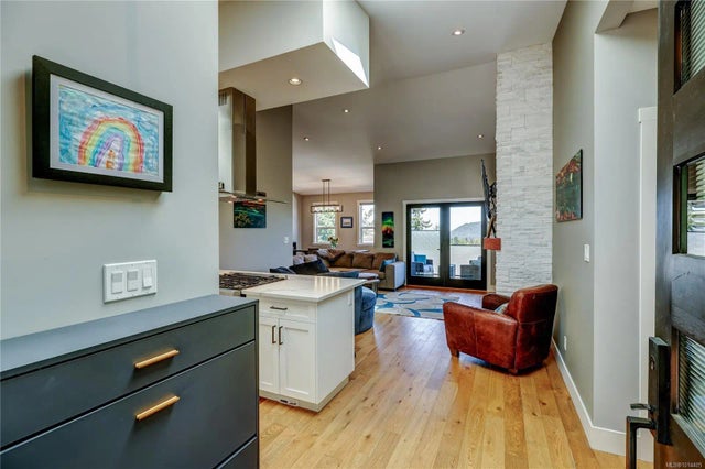 4 of 77 - 932 Hanington Rd, Ladysmith, BC