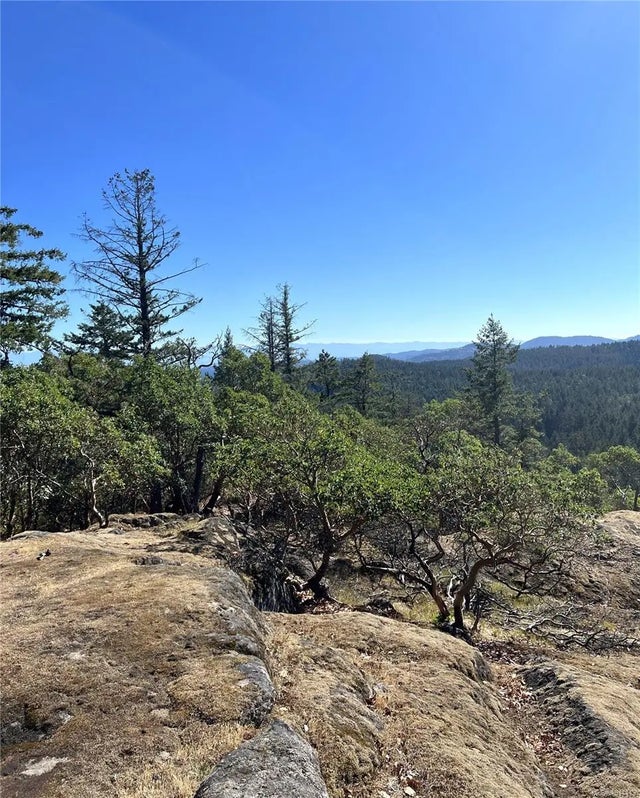 4 of 99 - 4440 Spellman Pl, Metchosin, BC