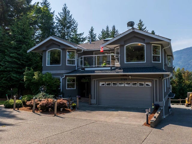 1 of 73 - 3789 Panorama Cres, Chemainus, BC