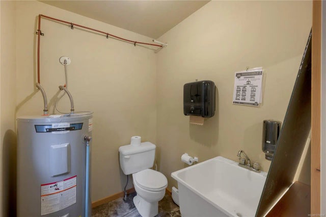 5 of 33 - 657 Industrial Way C, Quadra Island, BC