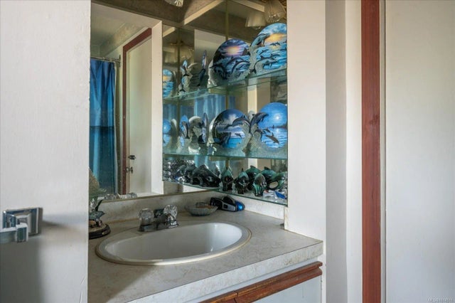 5 of 34 - 330 Temple St, Parksville, BC