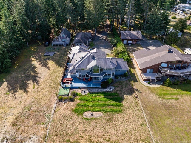 1 of 98 - 9060 Clarkson Ave, Black Creek, BC