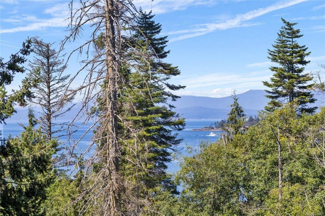 5 of 41 - 3122 Dolphin Dr, Nanoose Bay, BC