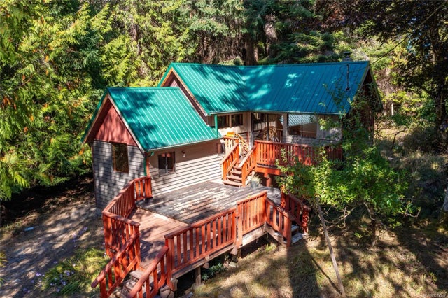 4 of 53 - 3830 Cutlass Crt, Pender Island, BC