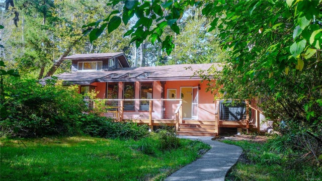 1 of 30 - 5065 Sandpiper Rd, Hornby Island, BC
