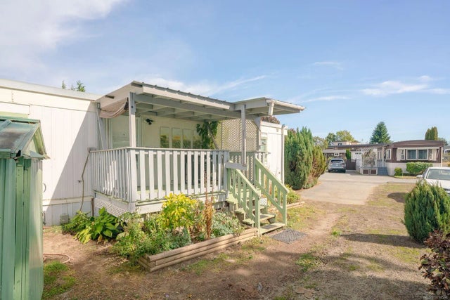 2 of 24 - 80 Fifth St 30, Nanaimo, BC