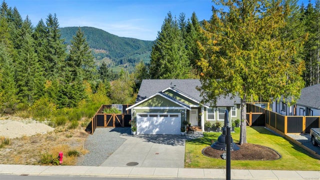 2 of 44 - 129 Edgewood Dr, Lake Cowichan, BC