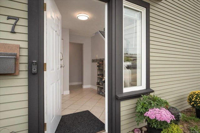4 of 62 - 537 Deering St, Nanaimo, BC