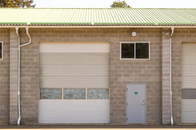 1 of 8 - 1260 Fair Rd Sl 7, Parksville, BC