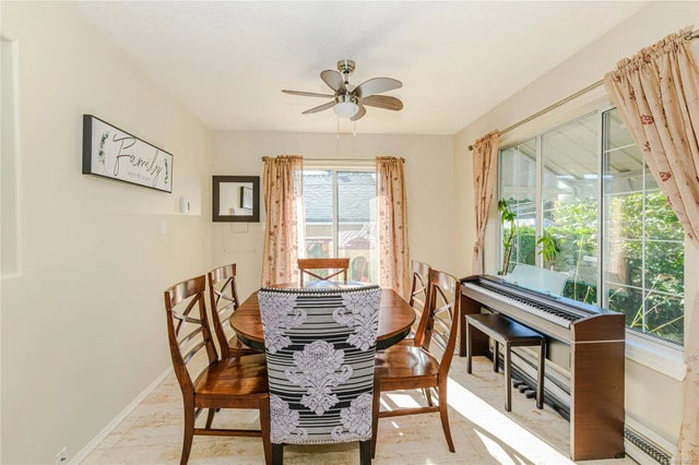 4 of 38 - 165 Lake Park Rd, Lake Cowichan, BC