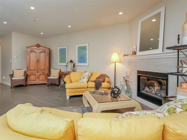 4 of 25 - 1838 Cowichan Bay Rd 208, Cowichan Bay, BC