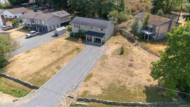 2 of 35 - 2591 Rosstown Rd, Nanaimo, BC