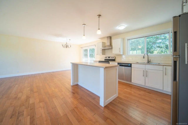 4 of 35 - 2591 Rosstown Rd, Nanaimo, BC