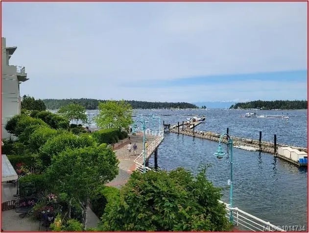 2 of 13 - 30 Front St, Nanaimo, BC