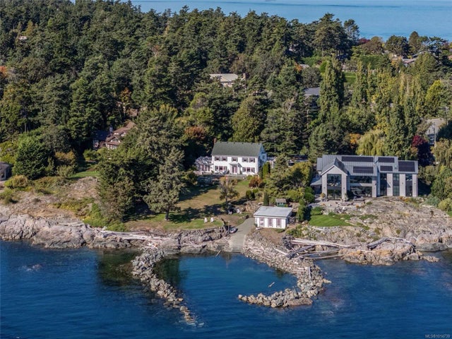 2 of 86 - 3045 Mcanally Rd, Saanich, BC