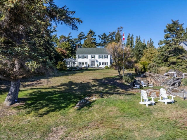 3 of 86 - 3045 Mcanally Rd, Saanich, BC