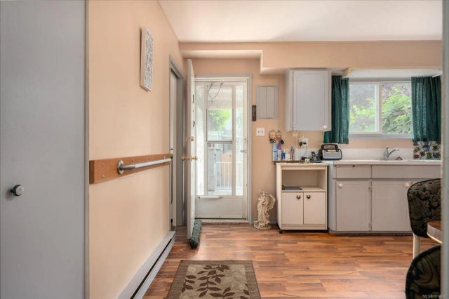 5 of 24 - 1656 Meredith Rd 2, Nanaimo, BC