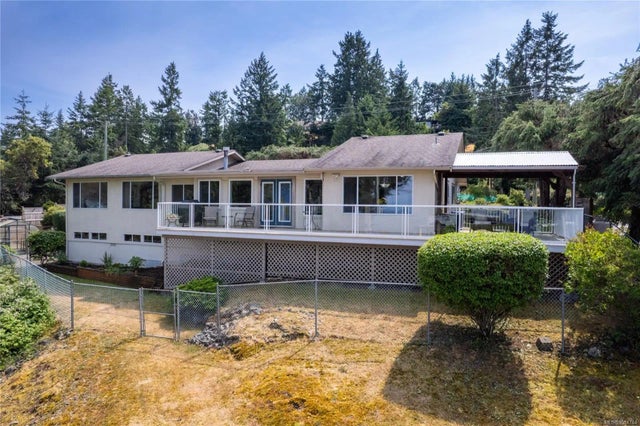 5 of 63 - 3022 Park Pl, Nanoose Bay, BC