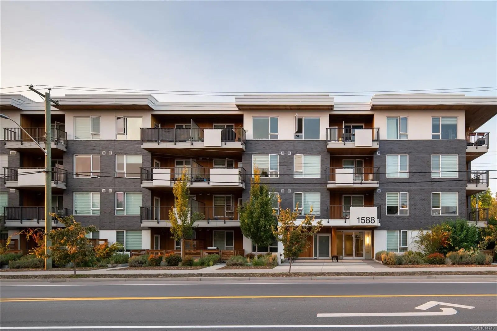 Residential for Sale by 1588 North Dairy Rd 202 in the Saanich, located in the neighborhood of 