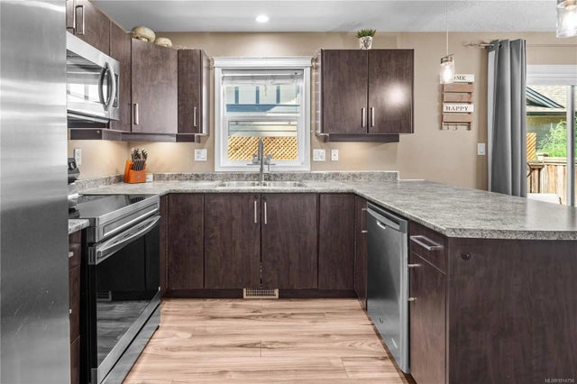 2 of 26 - 1054 Fitzgerald Rd, Shawnigan Lake, BC