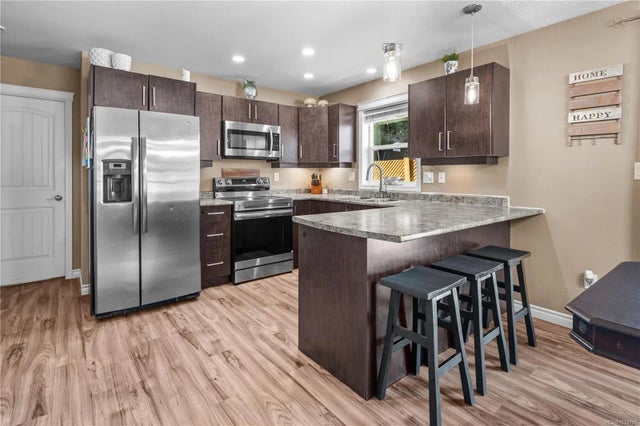 3 of 26 - 1054 Fitzgerald Rd, Shawnigan Lake, BC