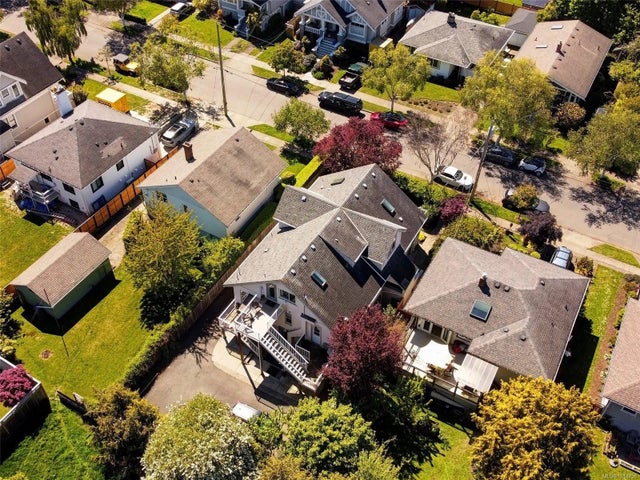 2 of 48 - 355 Richmond Ave, Victoria, BC