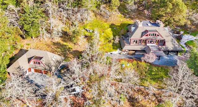 2 of 60 - 8242 Thomson Pl, Central Saanich, BC