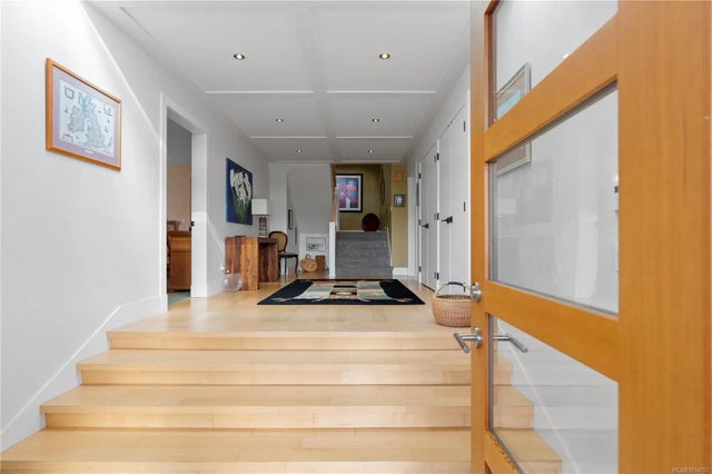 5 of 60 - 8242 Thomson Pl, Central Saanich, BC