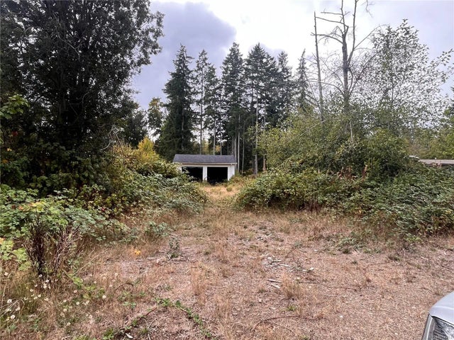 3 of 9 - 6543 Mystery Beach Rd, Fanny Bay, BC