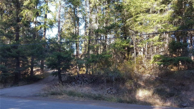2 of 14 - 4622 Sailor Rd, Pender Island, BC
