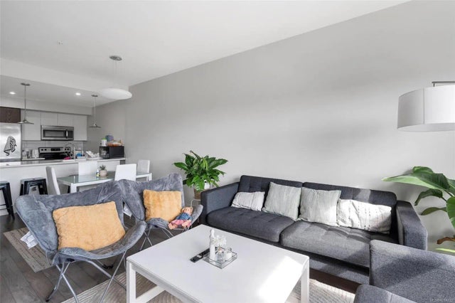 4 of 25 - 1000 Inverness Rd 310, Saanich, BC