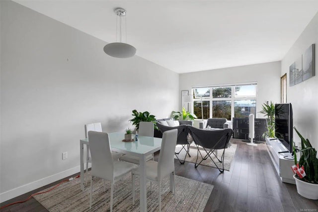 5 of 25 - 1000 Inverness Rd 310, Saanich, BC