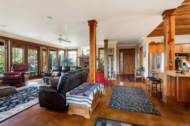 4 of 82 - 1870 Munsie Rd, Shawnigan Lake, BC