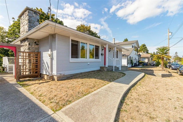2 of 52 - 9992 Beach Dr, Chemainus, BC