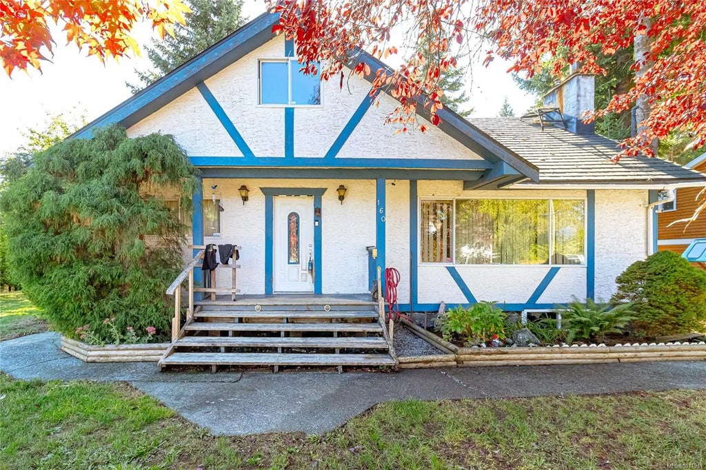 160 Comiaken Ave, Lake Cowichan