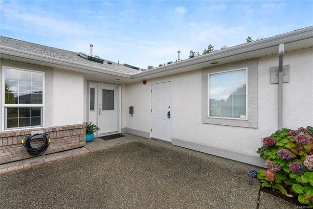 3 of 33 - 6595 Groveland Dr 17, Nanaimo, BC