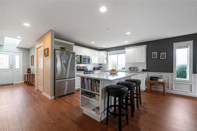 4 of 33 - 6595 Groveland Dr 17, Nanaimo, BC